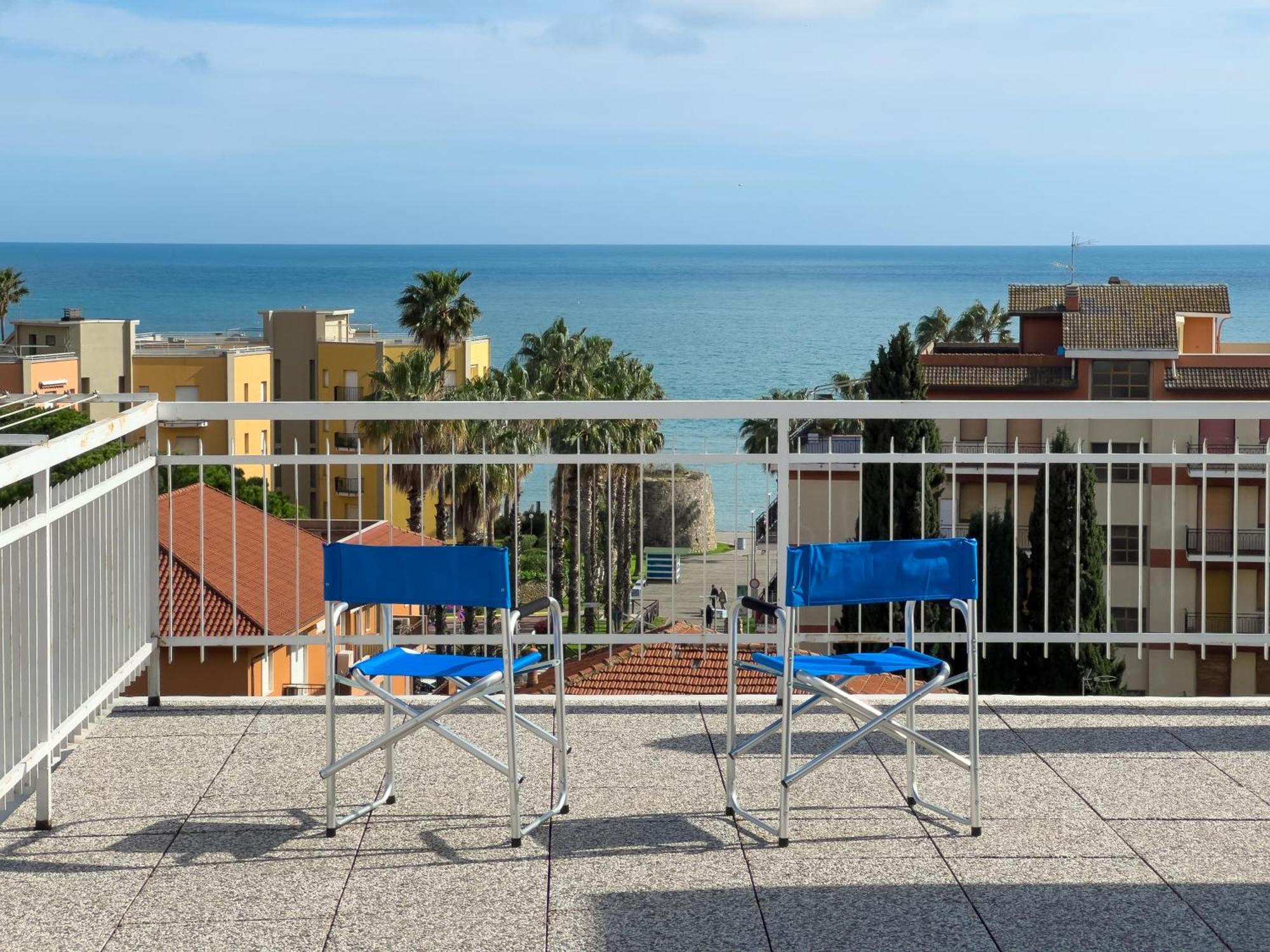 Apartamento Casa Carlotta San Bartolomeo Al Mare Exterior foto